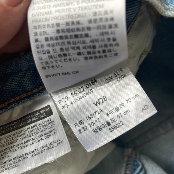 Levi’s 501 High-Rise Denim Shorts - Picture 6 of 6